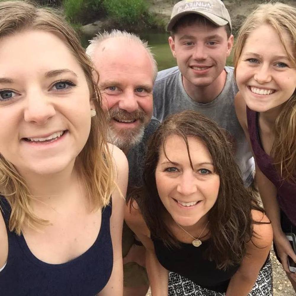 Meet your Posher, Kelly